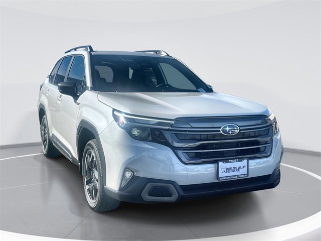 2025 Subaru Forester Limited's photo