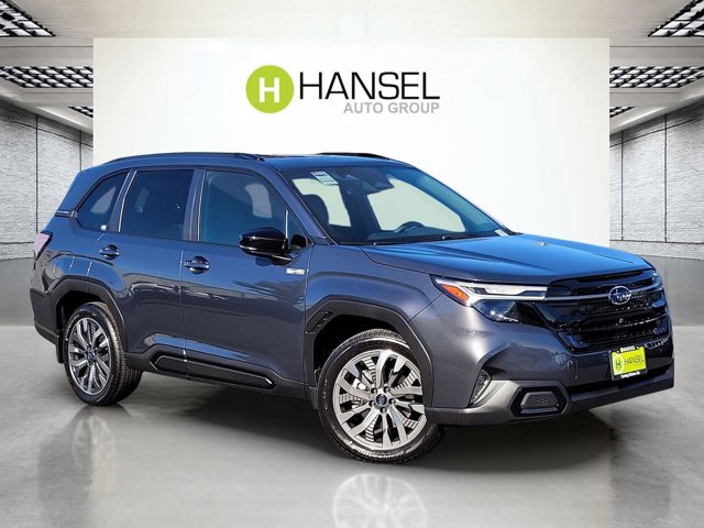 2025 Subaru Forester Touring's photo