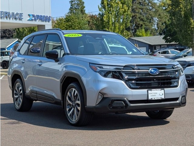 2025 Subaru Forester Touring photo 6