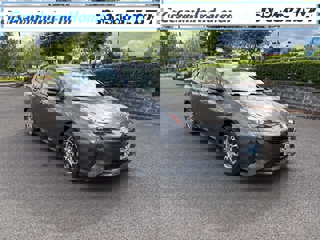 Prius Four
